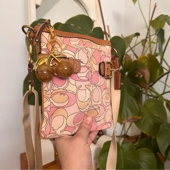 Y2k Coach Pink and Tan Crossbody Bag - Picture 2 of 8
